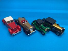 4 alte Modellautos, Sammlerstücke, Oldtimer, Rarität