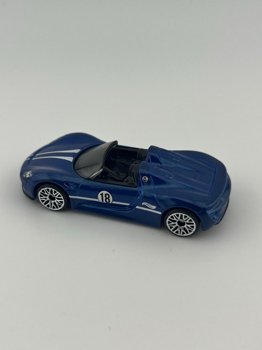 Hot Wheels Modellini d'auto: Hot Wheels Porsche 918 Spyder Multipack Exclusive  – Nuovo (secondo la descrizione) da Rupperswil venduto da Lennox86 1