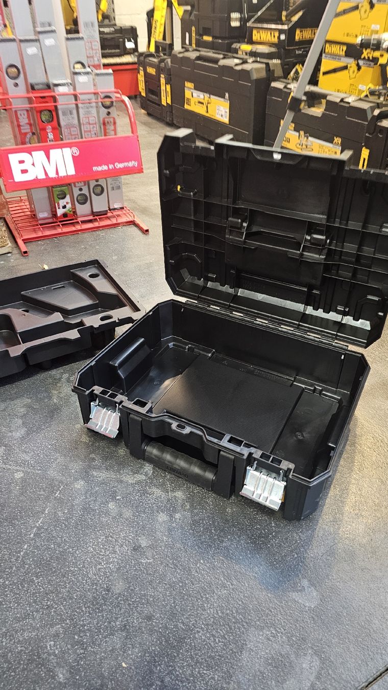 Valigie: DEWALT TSTAK ll Werkzeugkoffer leer  – Nuovo e nell'imballaggio originale da Koppigen venduto da Bracher_Mail-House 2