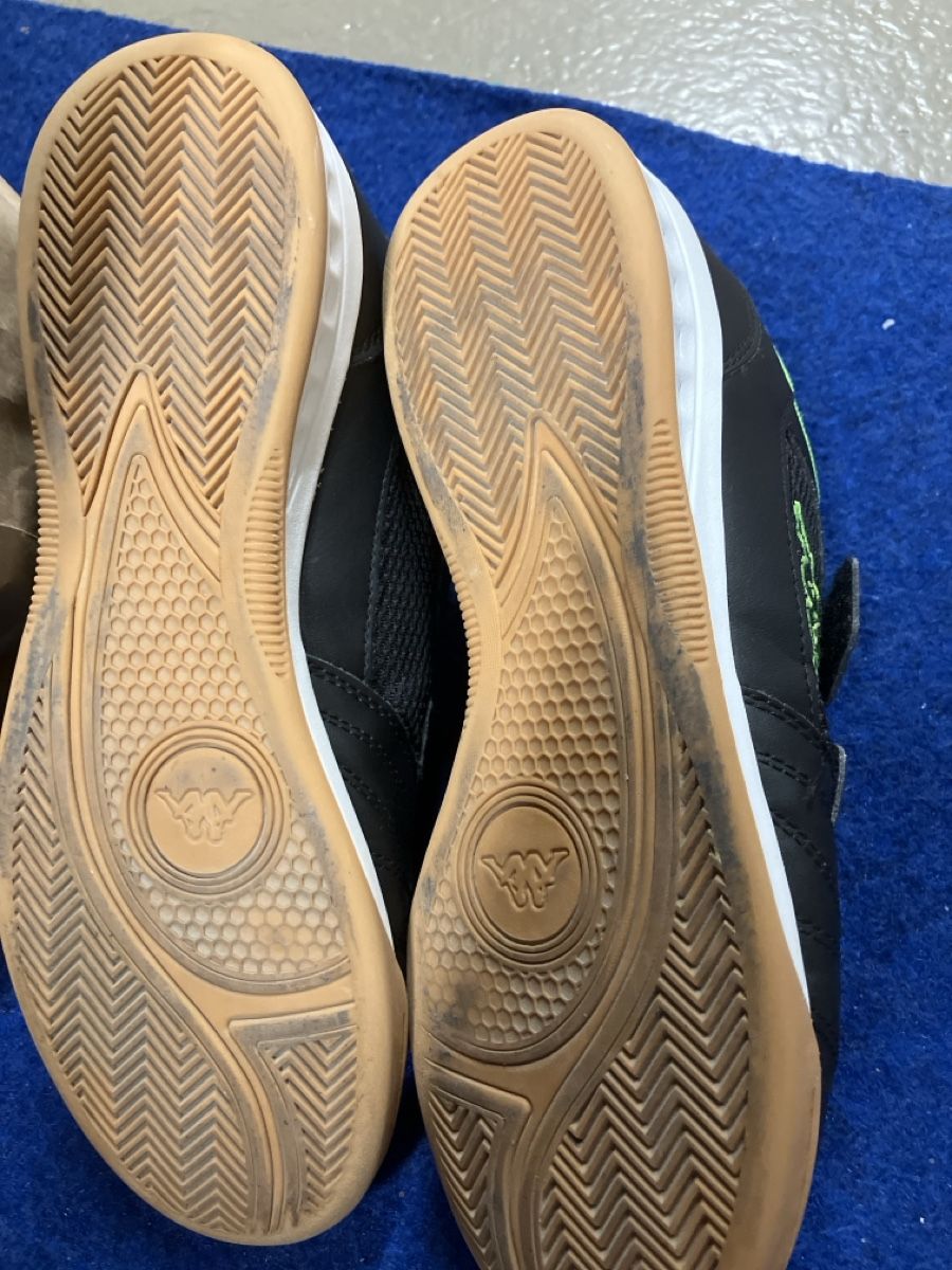 Kappa Schuhe für Jungen: Hallenturnschuhe Kappa – Gebraucht aus Frauenfeld von Cat- 3