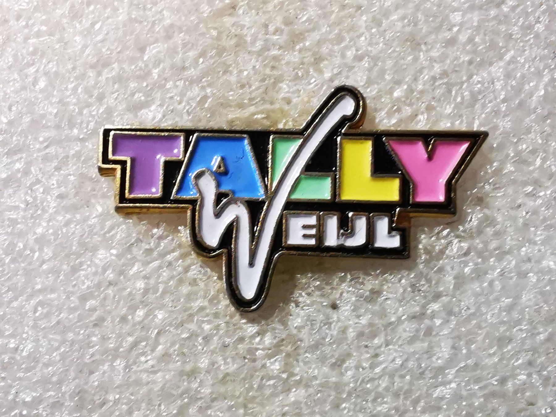 Placchette & Badge: Ansteckpin 88: Tally Weijl – Usato da Oppligen venduto da Pin-Fall-Shop