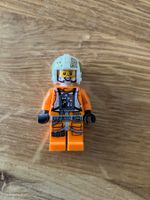 Lego Star Wars 75181 minifigures gold leader