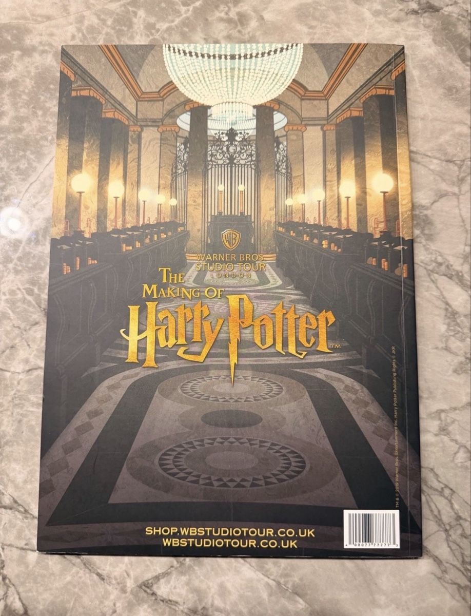 Bücher: Harry Potter Warner Bros Studio Tour Guide Buch – Gebraucht aus Balgach von ren_xy57 1