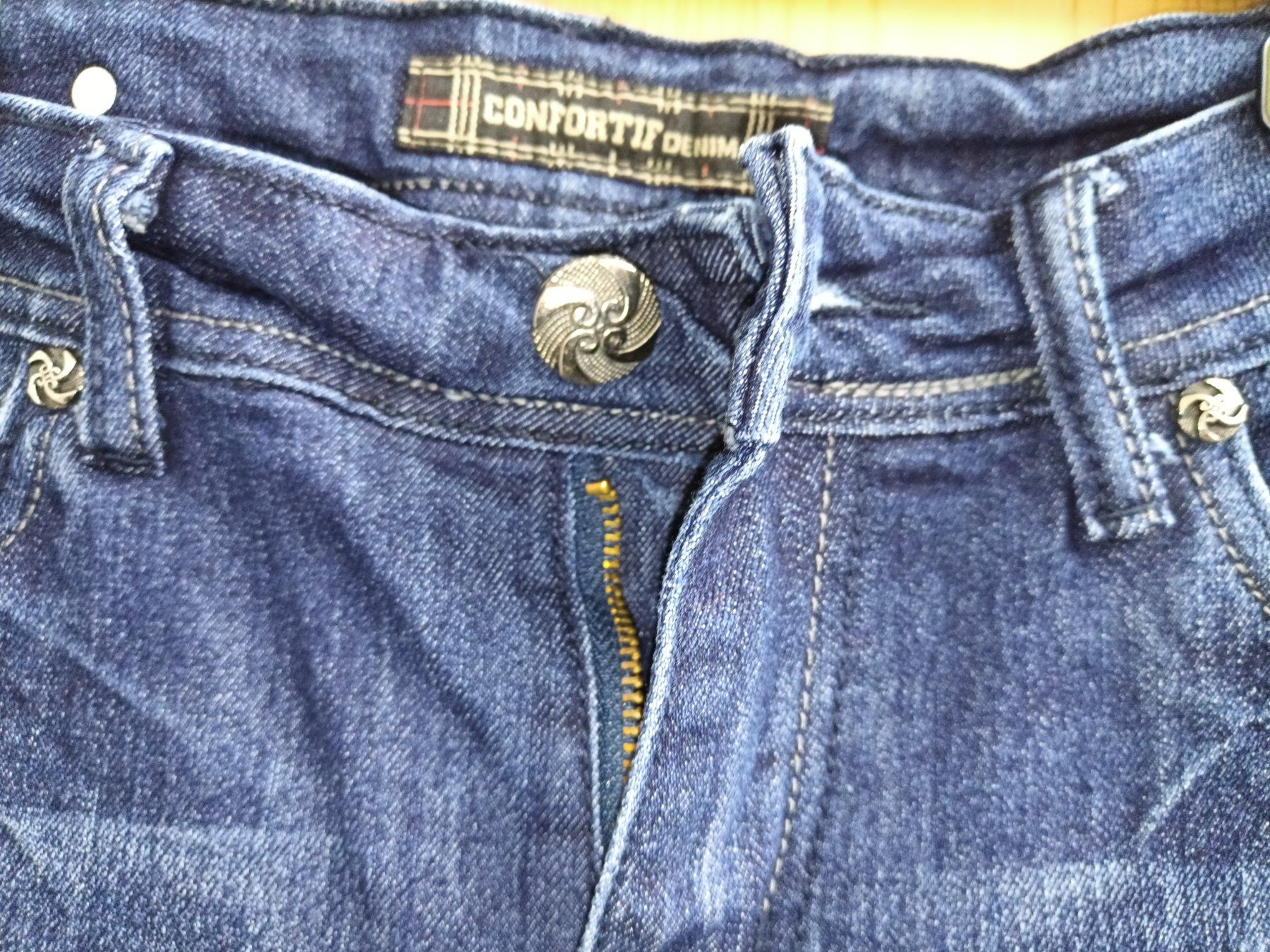 Jeans: Coole Jeans – Nuovo e nell'imballaggio originale da Wängi venduto da Ladys_First 2