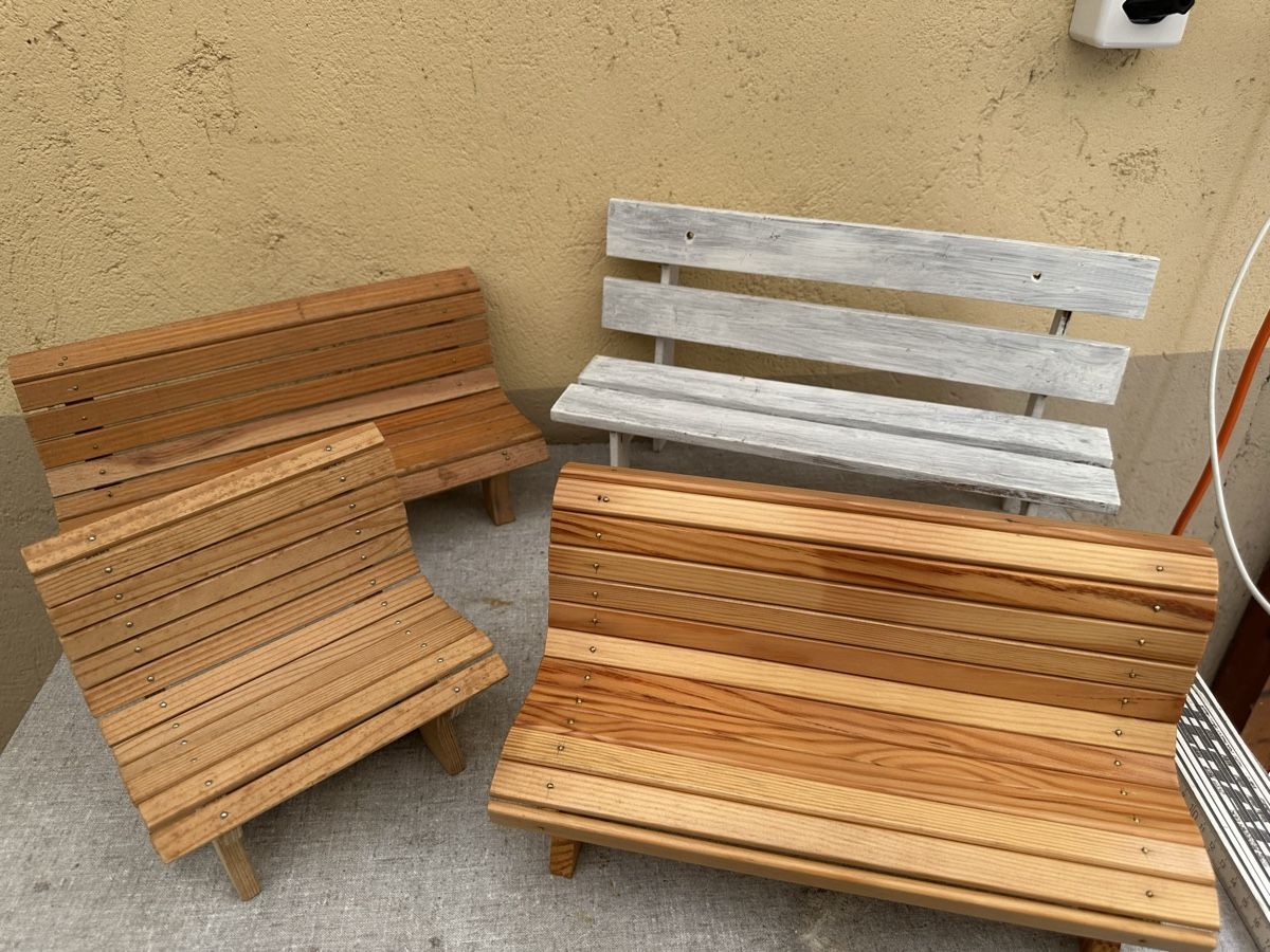 Panchine: 4 Holzbänke  – Usato da Oberentfelden venduto da vilibrand 1