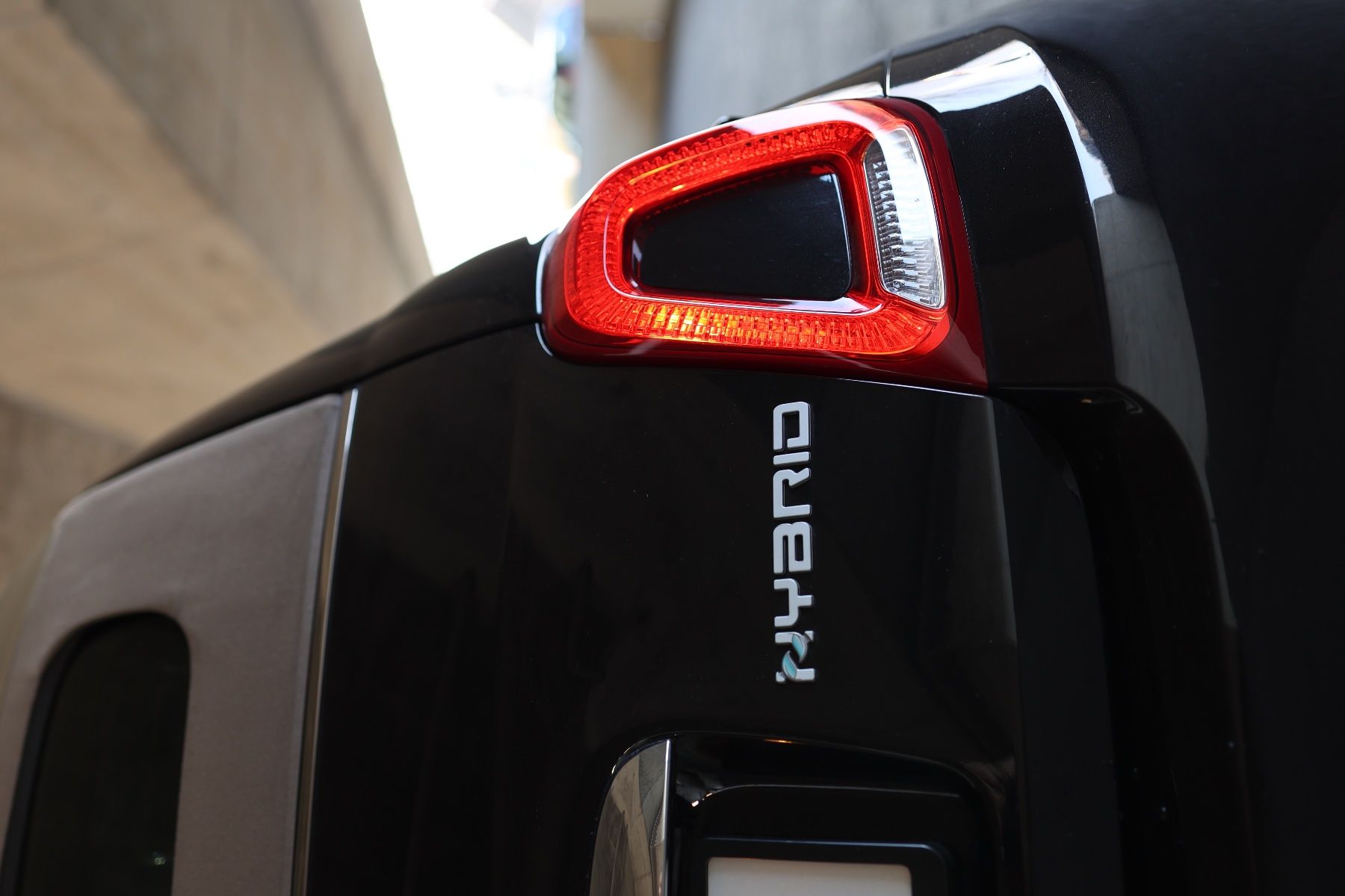 Fiat Automobili: Fiat500c hybride lounge – Usato da Cortaillod venduto da har_h5by 3