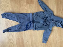 Benetton Kleiderpaket Trainer Gr 1/80