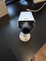 Caméra IP AXIS M1135 d'occasion en parfait état