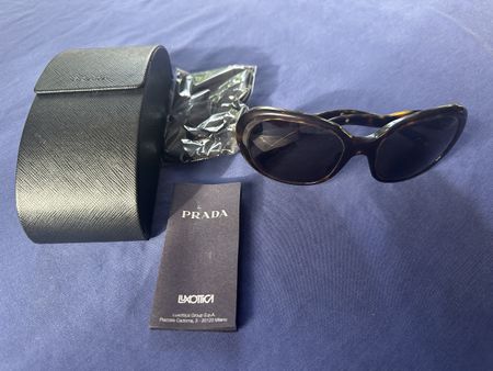 Original PRADA Sonnenbrille, braun, Top Zustand!