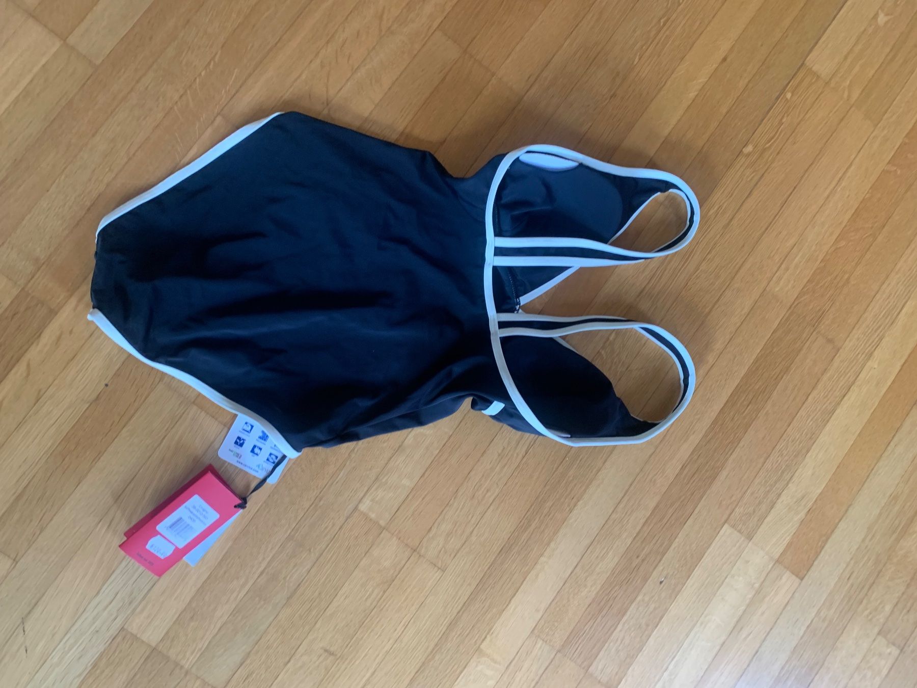 Lahco Costumi da bagno & Bikini: LAHCO Badeanzug schwarz / NEU – Nuovo e nell'imballaggio originale da Bülach venduto da frische_brise 1