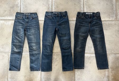 3 Paar Hosen 134 / 9A mit verstellbarem Bund