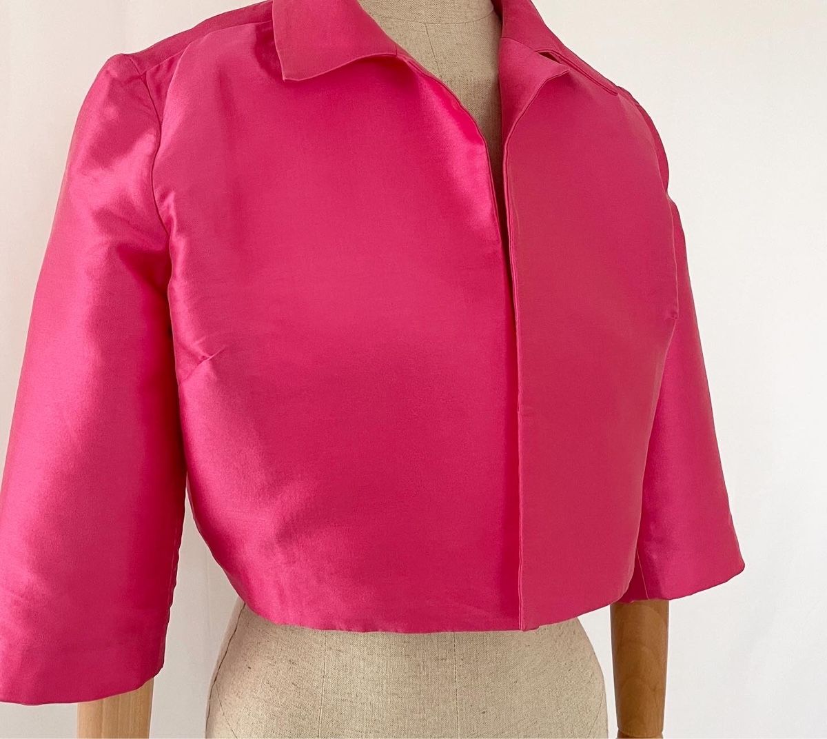 Bolero: P.A.R.O.S.H. Bolero Jacket – Nuovo (secondo la descrizione) da Freienbach venduto da Avviivva_Shop 1