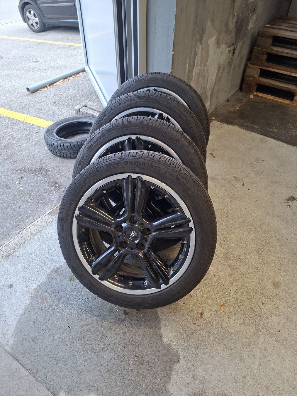 Mini Cerchioni: Mini Countryman Felgen – Usato da Hombrechtikon venduto da Carlogreen