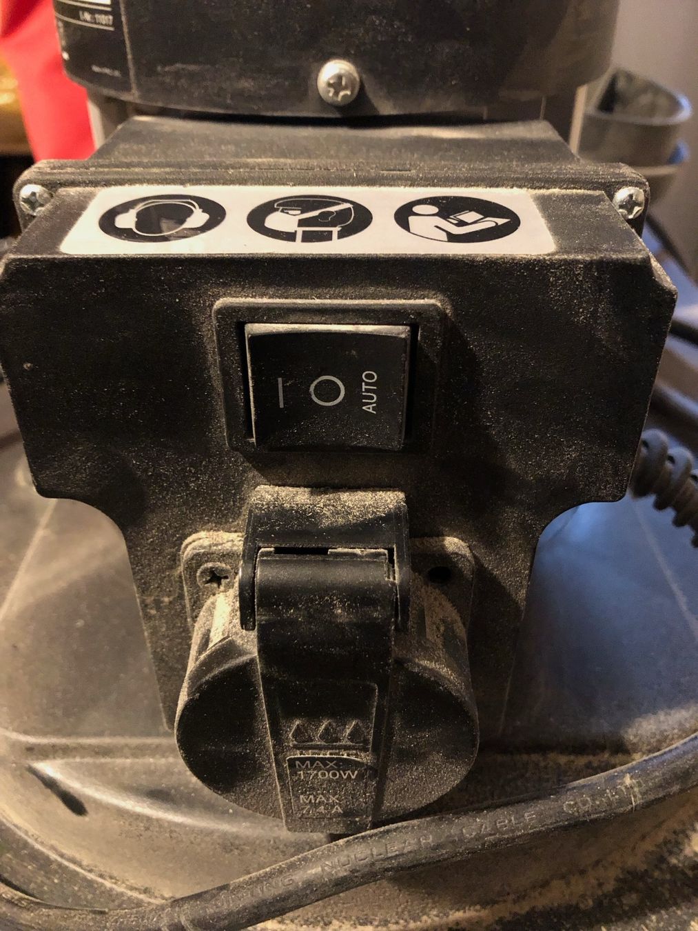 Einhell Tutte le macchine: Absauganlage Einhell mit Slave Funktion – Usato da Sins venduto da ricabarsi 2