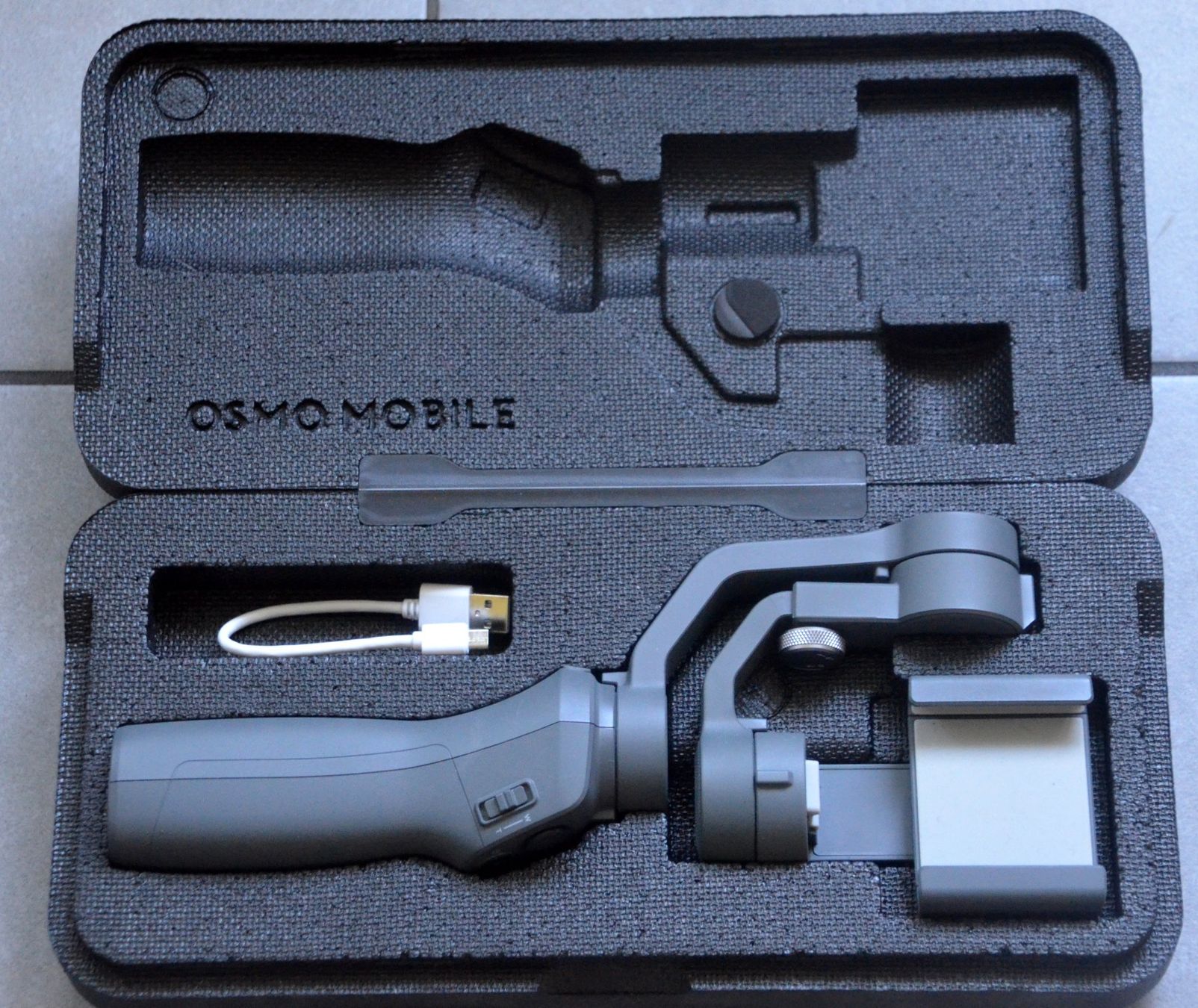 DJI Action Cam: DJI OM170 Osmo Mobile 2 Gimbal – Gebraucht aus Collonges von arashee