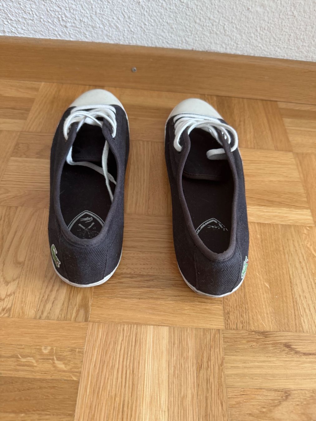Lacoste Scarpe da donna: Lacoste Schuhe Grosse 39.5 – Usato da Zürich venduto da MaSte 2