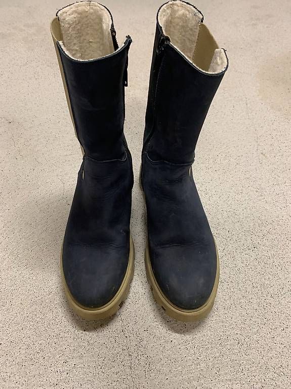 Scarpe da donna: Winterstiefel Gr. 38, gefüttert – Usato da Adliswil venduto da sneubert 1