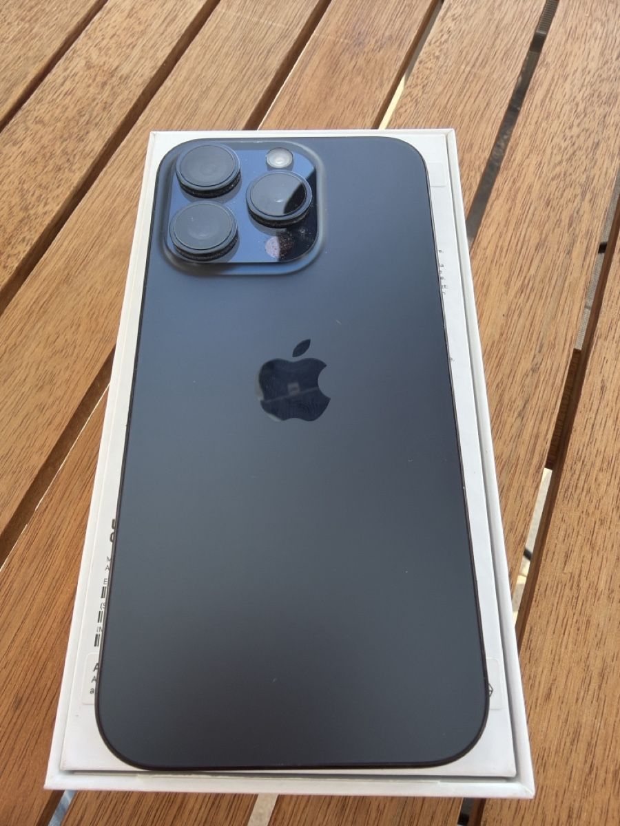 Apple Portables: iPhone 15 Pro Titanium 256GB  – D'occasion à Rueyres-les-Prés par fredchallet 1