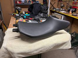 SATTEL 780mm für BMW  r1200r  2018 niedrig
