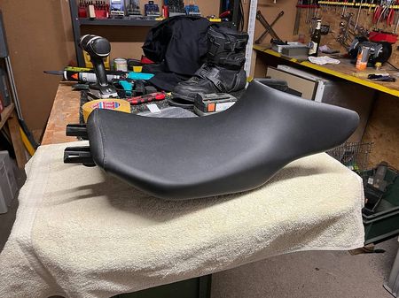 SATTEL 780mm für BMW  r1200r  2018 niedrig