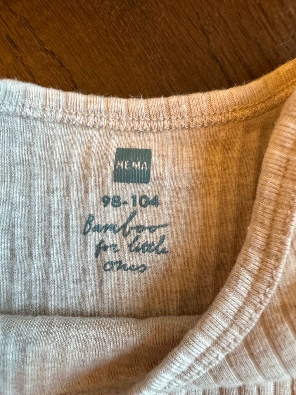 Biancheria intima: Hema Kurzarmbody Bambus Gr. 98/104 – Usato da Esslingen venduto da DrBootje 1