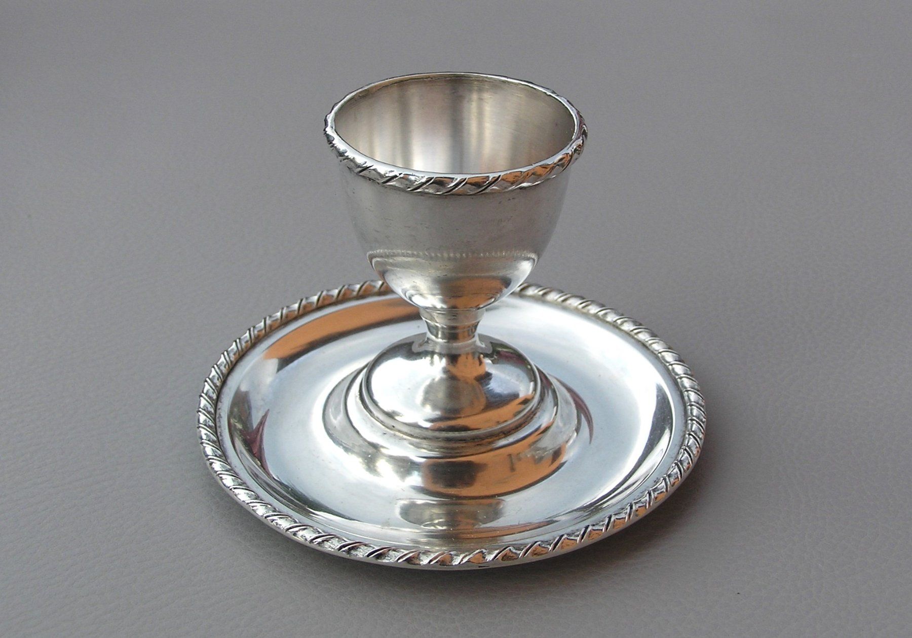 Autre vaisselle: EIERBECHER 800 SILBER – D'occasion à Grenchen par Antique-hunter
