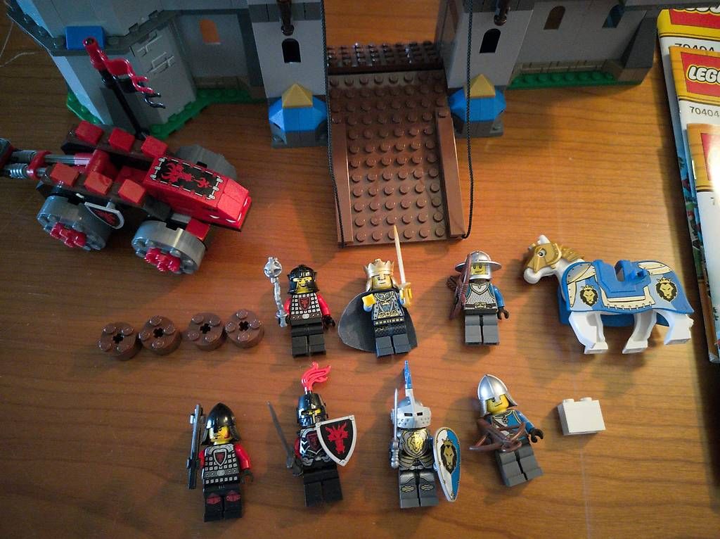 Lego Kit di costruzioni: Lego Castle 70404 komplett – Usato da Stans venduto da Findus7318 4