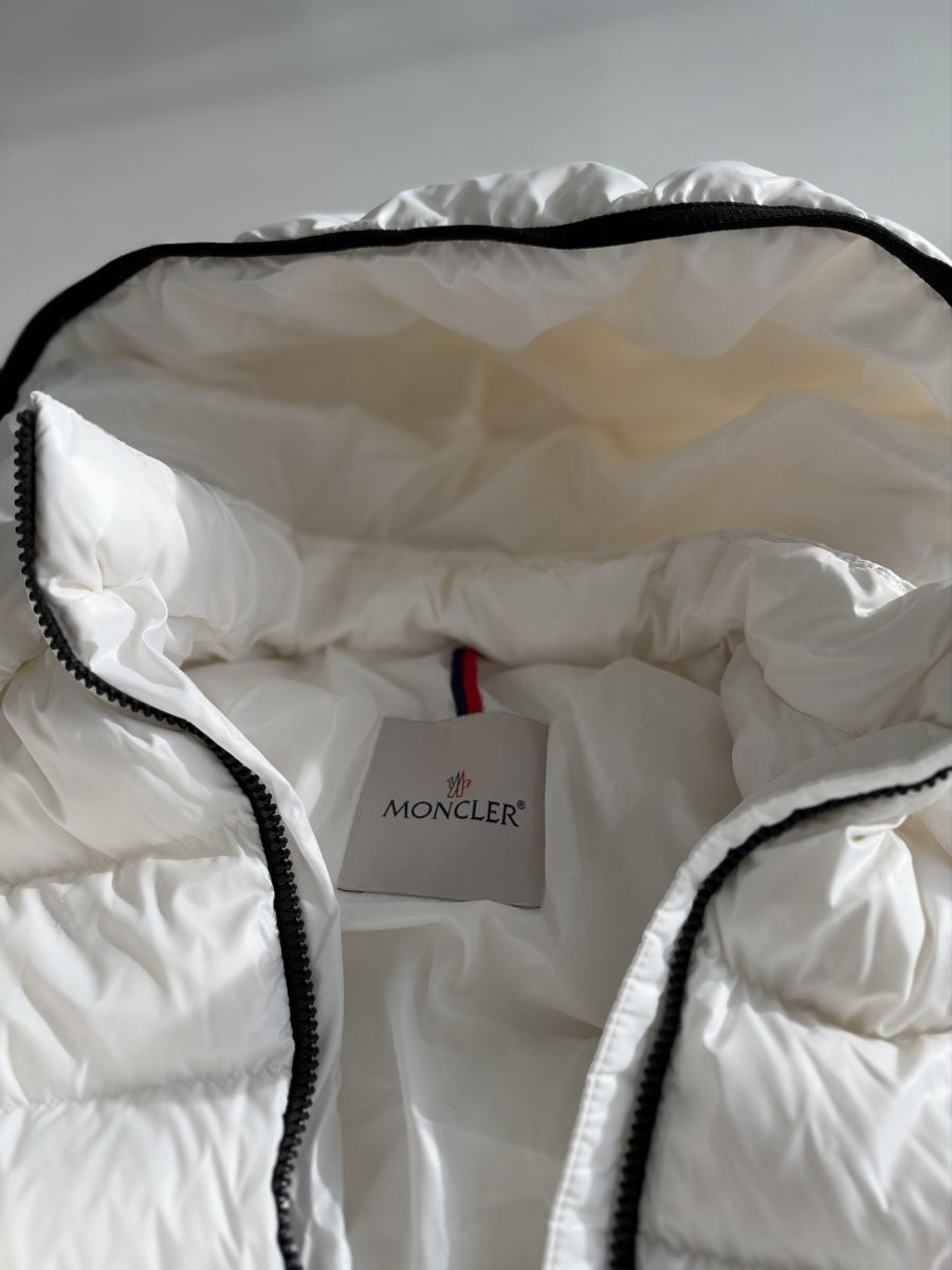 Moncler Giacche & Cappotti: Moncler Daunenmantel (140)  – Usato da Küsnacht ZH venduto da Studjus 1