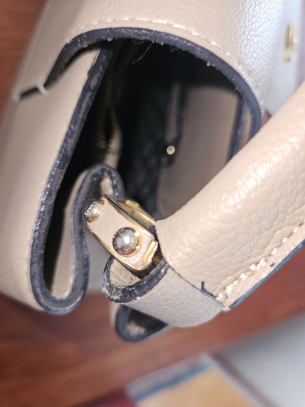 Louis Vuitton Taschen für Damen: Louis Vuitton Capucines - absolutes Schnäppchen – Gebraucht aus Huttwil von heinzdaniel63 4
