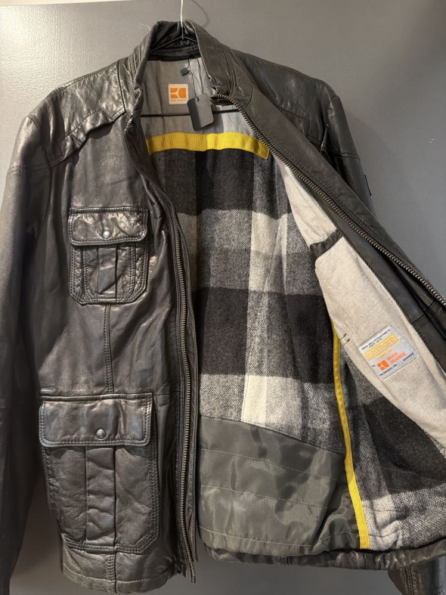 Hugo Boss Giacche: Hugo Boss Orange Lederjacke, Grösse 50 – Nuovo e nell'imballaggio originale da Obersaxen venduto da jen_6dnw 1