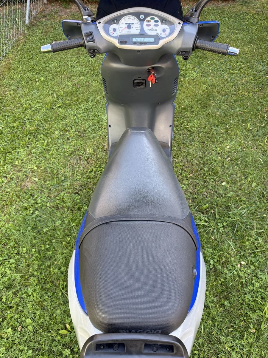 Piaggio Scooter: PIAGGIO SKR 125 CC – Usato da Winterthur venduto da Fabio_46 8