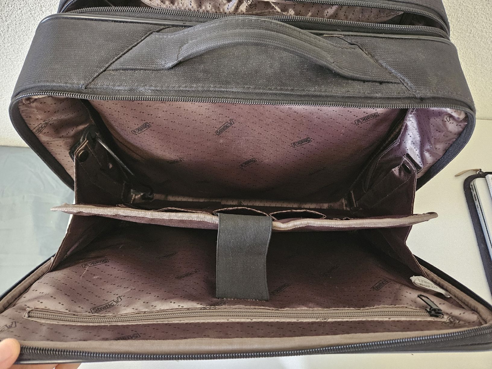 Koffer & Taschen: AktenKoffer Trolley Stratic, Top Zustand – Gebraucht aus Abtwil AG von Ayline.a8 4