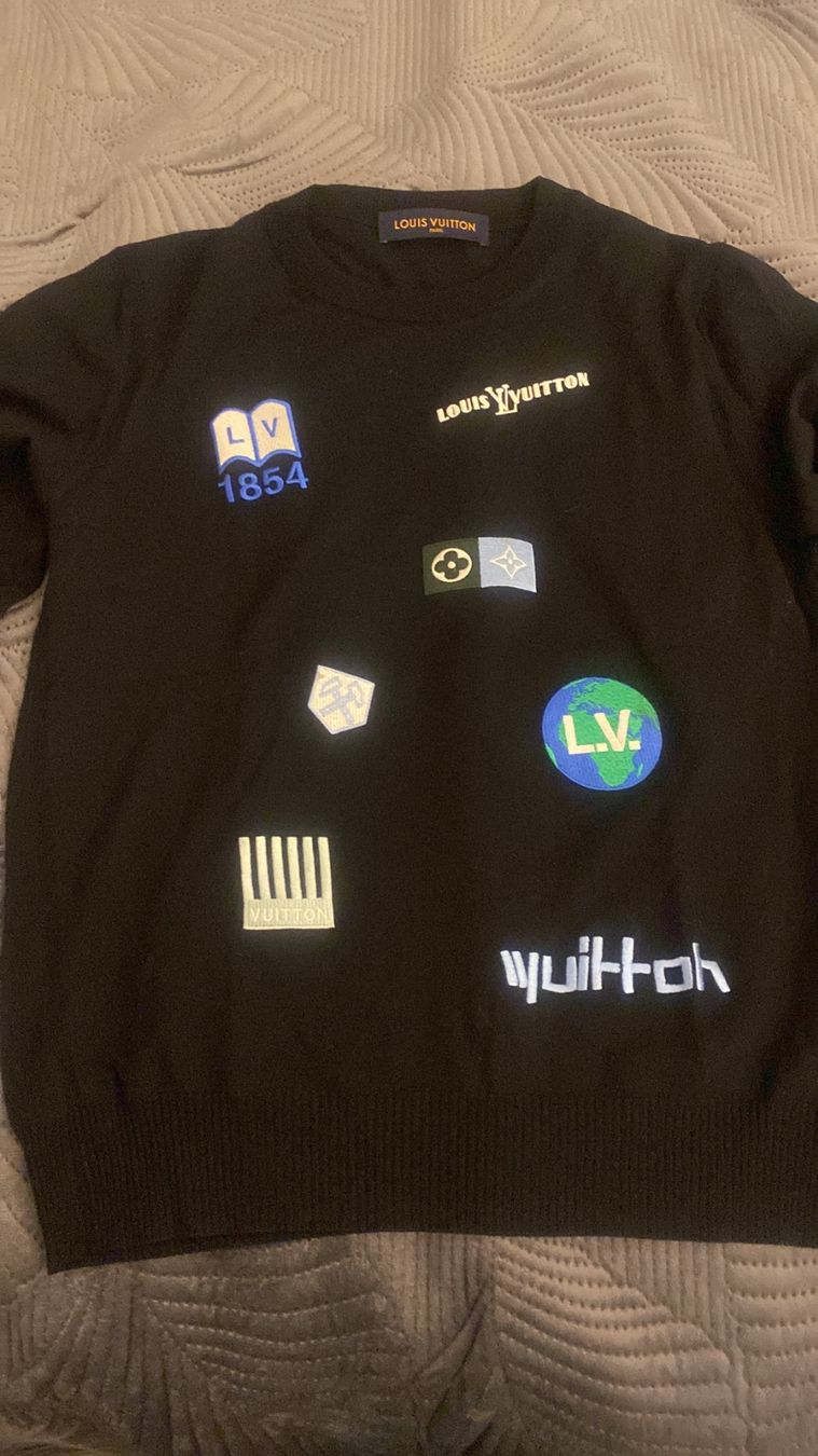 Maglioni & Felpe: Louis Vuitton Pulli unisex – Usato da Küssnacht am Rigi venduto da SirBongo