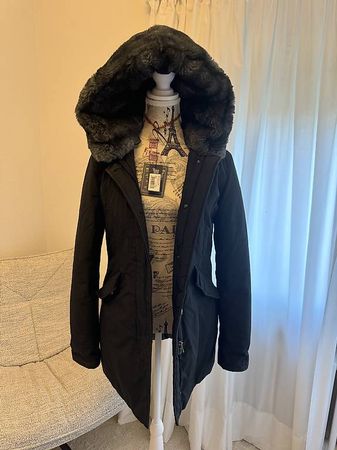 Top Winterjacke von Woolrich Gr S Neupreis 869.-