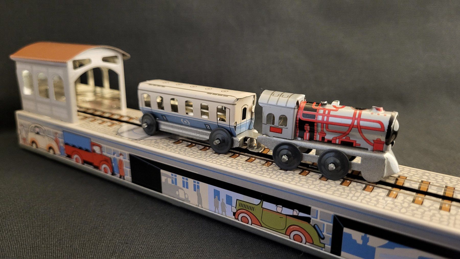 Spielzeuge: Train Station SCHYLLING – Neu und originalverpackt aus Basel von spinne02