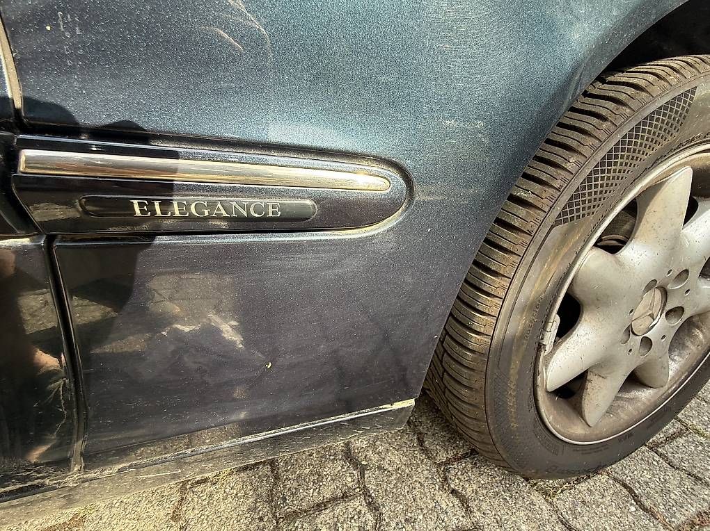 Autos: Mercedes Élégance C 240 – D'occasion à Colombier par Labuse 4