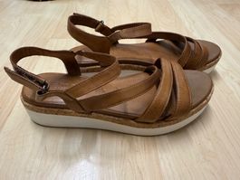 Sommerschuh von Tamaris Sandalen aus Leder Gr.36, top