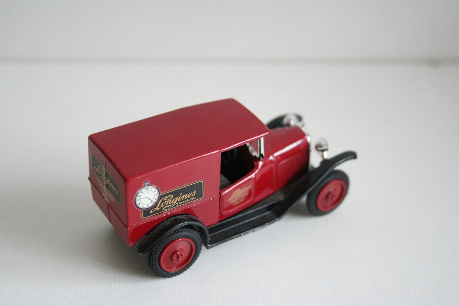 Opel Modellini d'auto: 3 Opel Oldtimer Modellauto – Usato da Bern venduto da ascona43 8