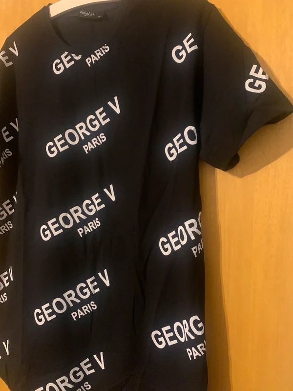 T-shirt: T-SHIRT NOIR GEORGE V, neuf – Nuovo (secondo la descrizione) da Courrendlin venduto da deb_7jxd 1