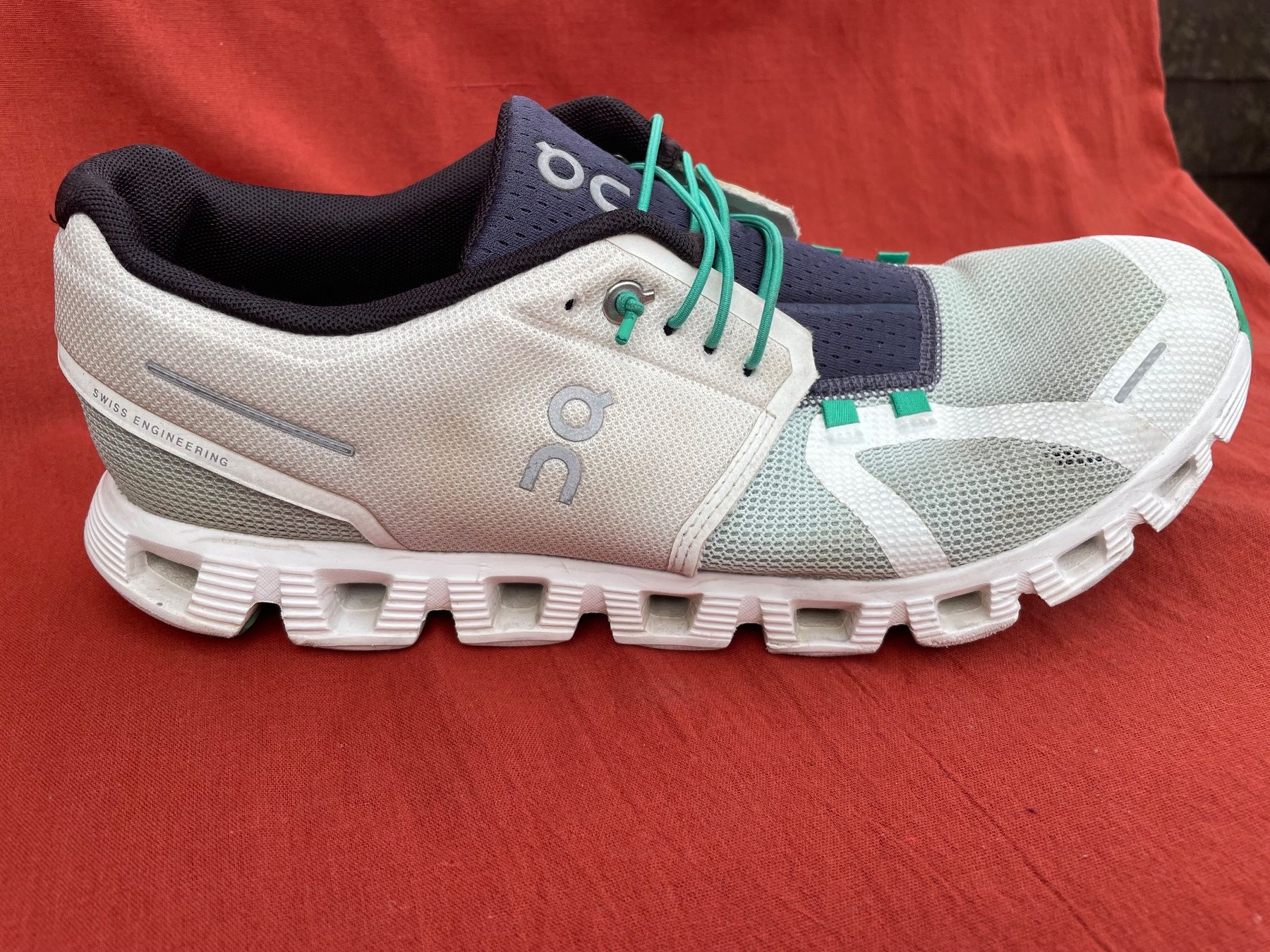 On Scarpe da uomo: On Schuhe Grösse 44.5. – Usato da Luzern venduto da nilabintang