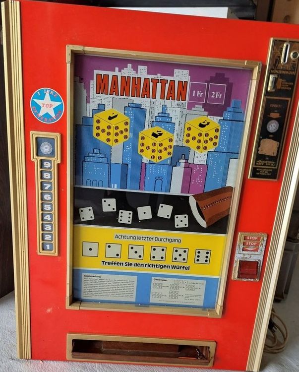 Antiker Geldspielautomat 