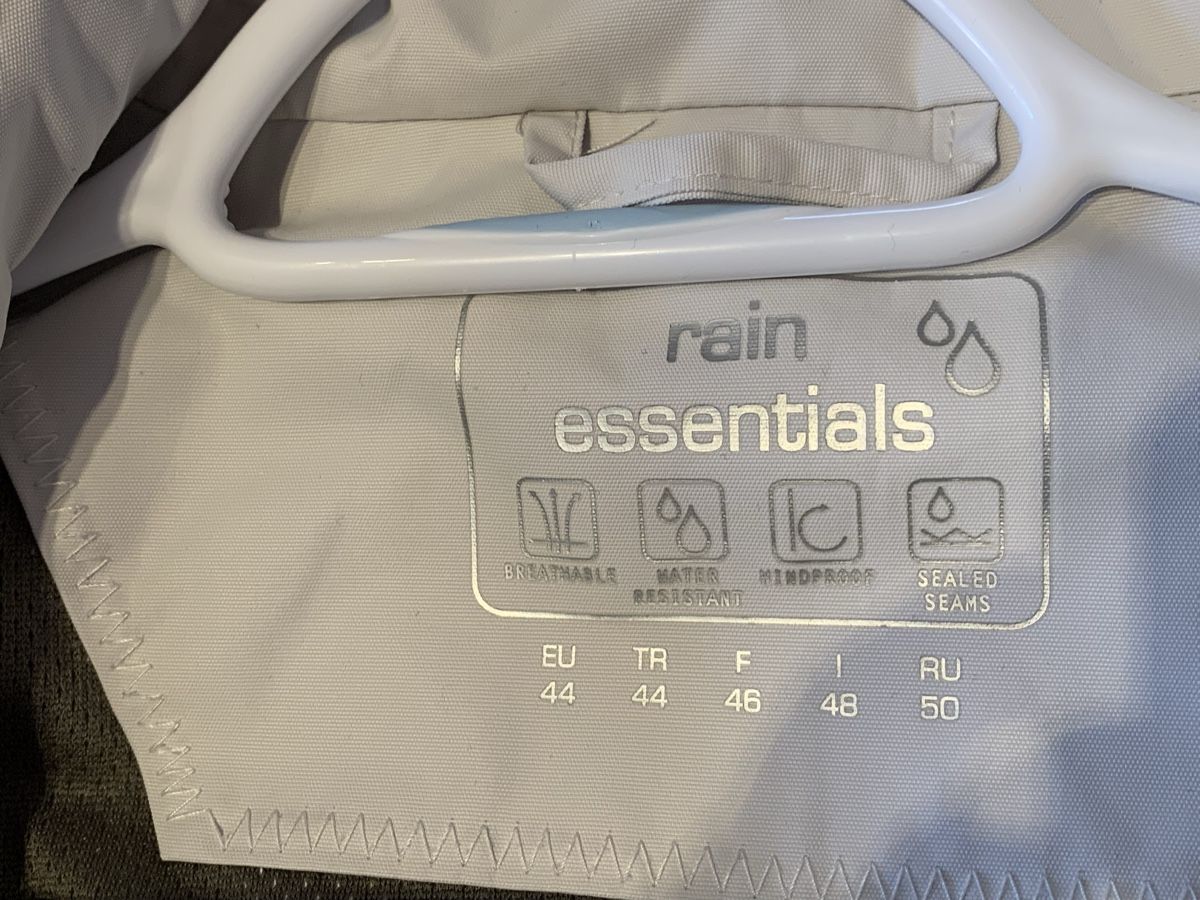 Giacche: Rain Essentials Übergangsjacke, Beige, Gr. 44, Neuwertig – Usato da Nunningen venduto da mochflo 3