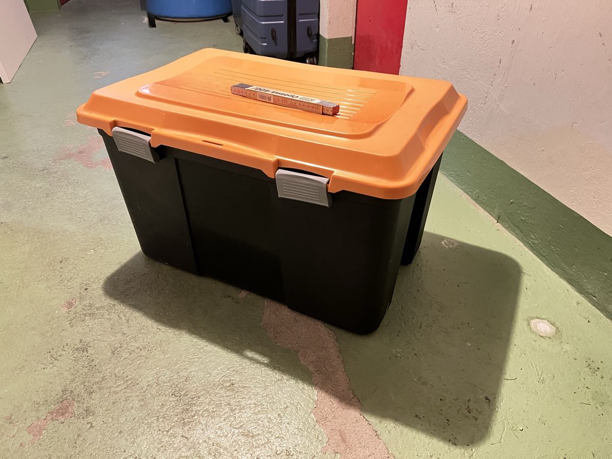 Casse di trasporto: grosse Kunststoff Kiste – Usato da Thun venduto da milbrena