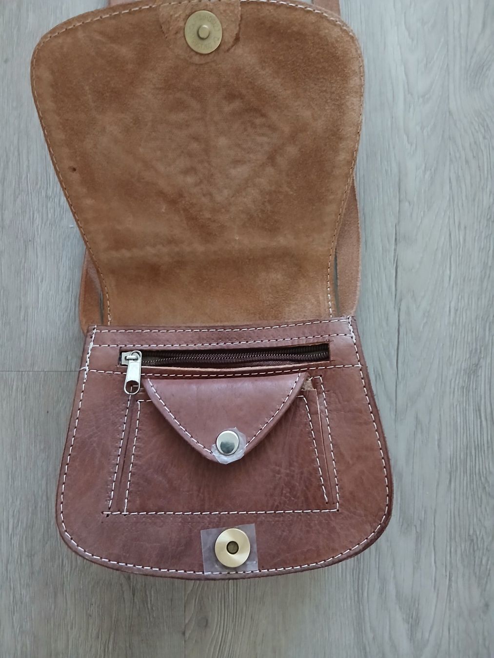 Sacs femmes: Echtleder tasche neu – Neuf (Voir description) à St.Gallen par sendess 3
