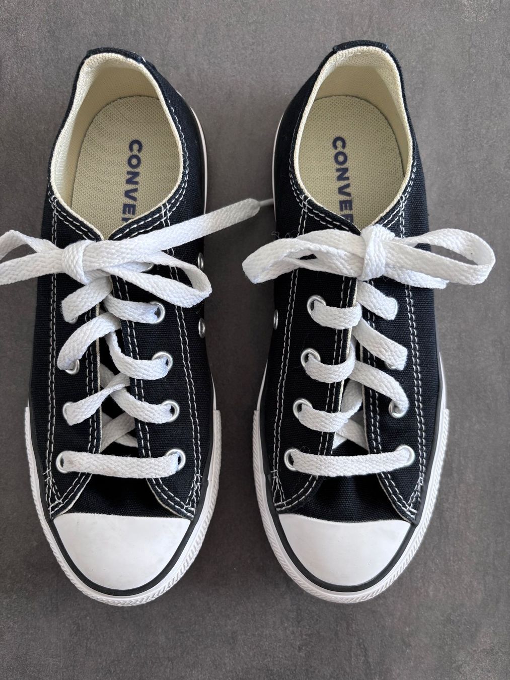 Converse Herrenschuhe: Converse All Star Gr.33 – Gebraucht aus Oberägeri von MariaLehman 1
