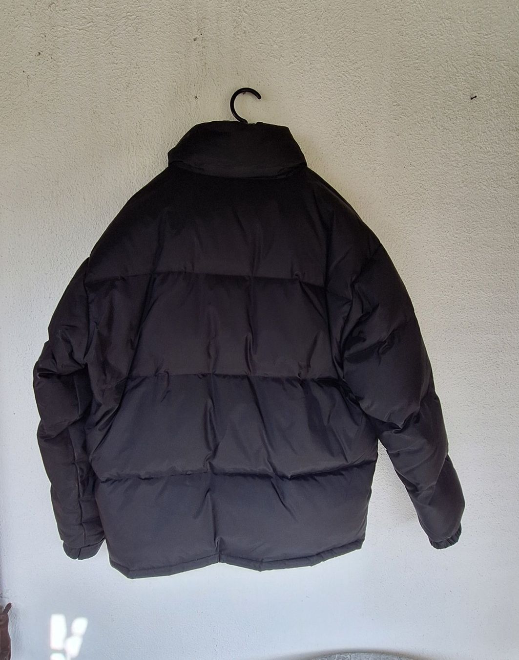 Jacken: Winter Daunen Jacke Schwarz , Grösse L – Gebraucht aus Lützelflüh-Goldb von bli_f2v9 3