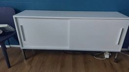 Weissm glanz Sideboard mit Schiebetüren und Metallfüssen