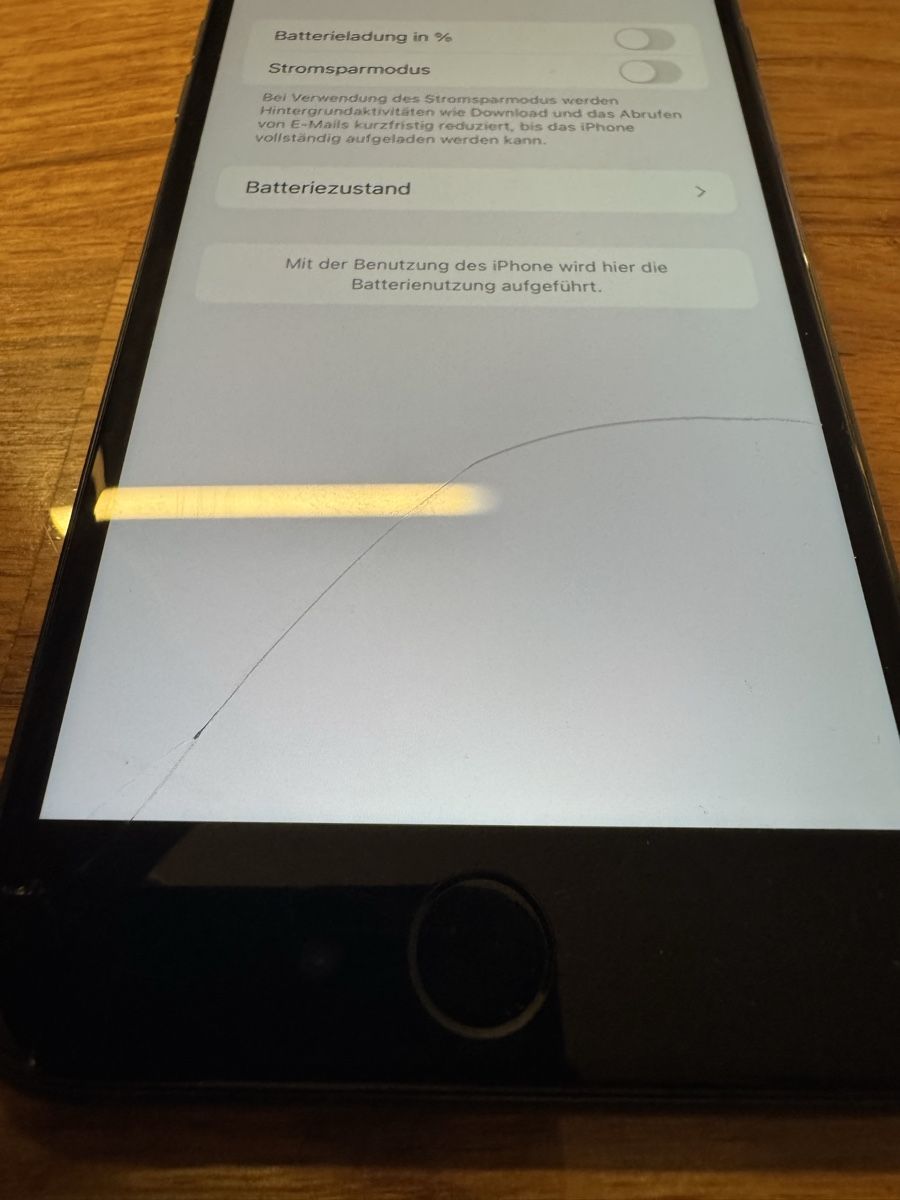 Apple Telefoni cellulari / Smartphones: iPhone 8 Plus 256GB Schwarz mit Schutzhülle – Usato da Mettmenstetten venduto da kewinzki01031989 3