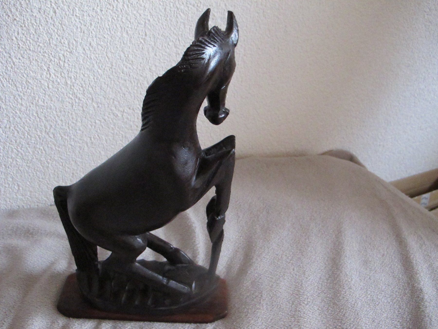 Sculture & Statue: Holz-Pferd/ Pferde Figur/ antike Pferd Skulptur – Usato da Löhningen venduto da Chimae67 1