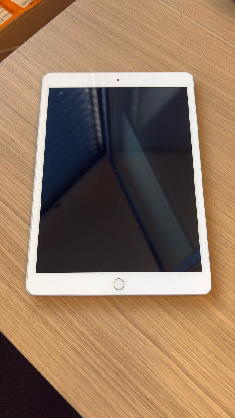 Apple Tablet PC: Apple iPad (7. Generation) | weiss – Gebraucht aus Volketswil von appmac67 1